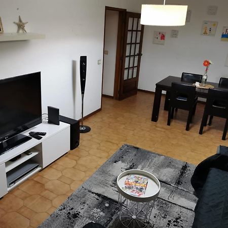 Chill House Apartment Фигейра да Фош Екстериор снимка